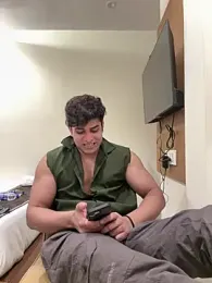 Vihaaanfucks — Stripchat recorded stream image, 28.12.2025 09:40