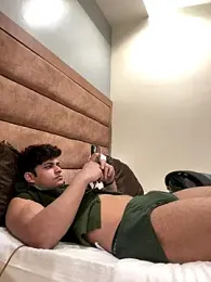 Vihaaanfucks — Stripchat recorded stream image, 28.12.2025 09:40