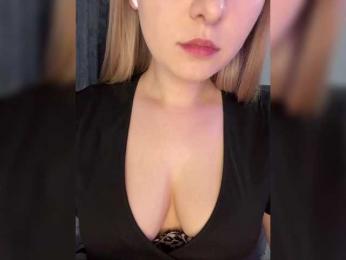 AlinaRay — Bongacams recorded stream image, 28.12.2025 14:40