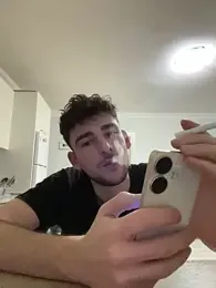 Yasinyasin7 — Stripchat recorded stream image, 29.12.2025 00:30