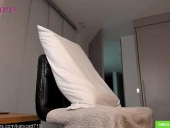 katycatt — Chaturbate recorded stream image, 30.12.2025 02:10