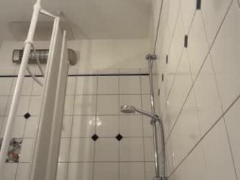 aviebby — Chaturbate recorded stream screenshot (31 Dec 2025)