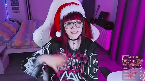 Yumi_Youkai — Stripchat recorded stream image, 31.12.2025 17:20