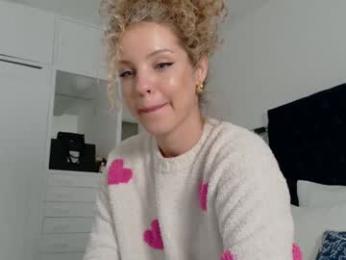 theislandgirl — Chaturbate recorded stream screenshot (01 Jan 2026)