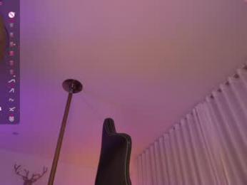 lau__1 — Chaturbate recorded stream image, 01.01.2026 23:30