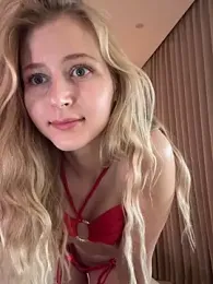 LunaRase — Stripchat recorded stream screenshot (03 Jan 2026)