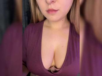 AlinaRay — Bongacams recorded stream image, 04.01.2026 14:20