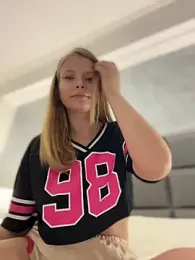 AnastasiaAniess — Stripchat recorded stream screenshot (04 Jan 2026)