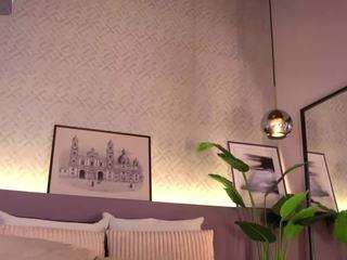 ellediane — Camsoda recorded stream screenshot (05 Jan 2026)