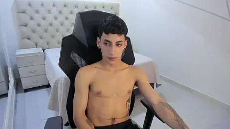 JhoanLeandro — Stripchat recorded stream image, 06.01.2026 05:40