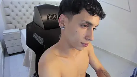JhoanLeandro — Stripchat recorded stream image, 06.01.2026 05:40