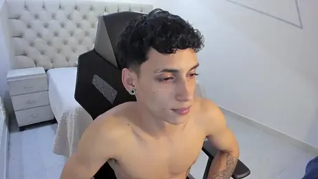 JhoanLeandro — Stripchat recorded stream image, 06.01.2026 05:40