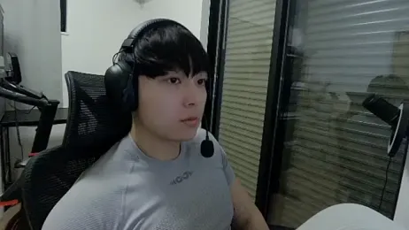 Tkcqcc — Stripchat recorded stream image, 06.01.2026 10:30