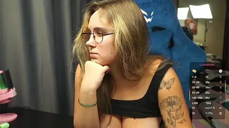 Sandra_SW_ — Stripchat recorded stream image, 08.01.2026 12:00