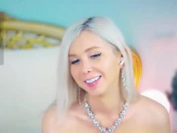 amoramias — Chaturbate recorded stream screenshot (08 Jan 2026)