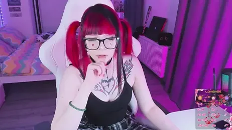 Yumi_Youkai — Stripchat recorded stream image, 09.01.2026 04:40