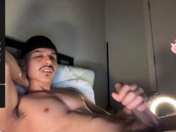 xmomentumx — Chaturbate recorded stream image, 09.01.2026 04:40