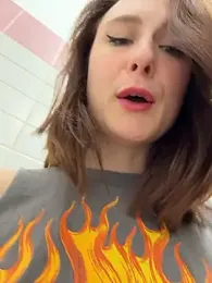Dina_Tease — Stripchat recorded stream image, 11.01.2026 11:40