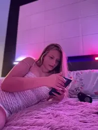 AnastasiaAniess — Stripchat recorded stream screenshot (12 Jan 2026)