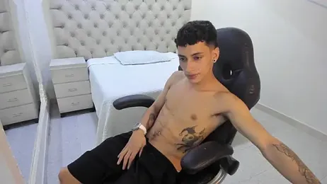 JhoanLeandro — Stripchat recorded stream image, 13.01.2026 04:50