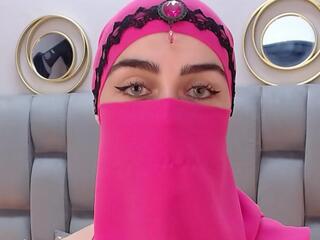 Aliah Manzur — Flirt4free recorded stream screenshot (13 Jan 2026)