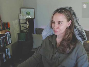 Adamova_Eva — Bongacams recorded stream image, 01.03.2025 18:40