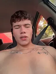 Logan_smith1 — Stripchat recorded stream image, 14.01.2026 20:40