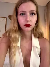 LunaRase — Stripchat recorded stream screenshot (16 Jan 2026)