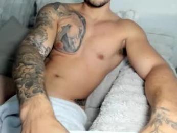 zaylanez — Chaturbate recorded stream image, 17.01.2026 21:20