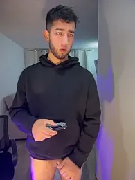 liam_bronw — Stripchat recorded stream screenshot (18 Jan 2026)