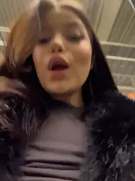 Chloe__Moon — Stripchat recorded stream image, 18.01.2026 14:00