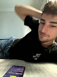 Yasinyasin7 — Stripchat recorded stream screenshot (19 Jan 2026)