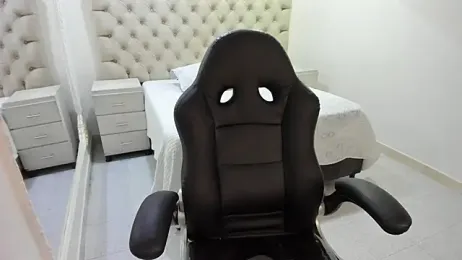 JhoanLeandro — Stripchat recorded stream image, 21.01.2026 04:40