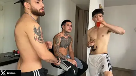 zoneboys — Stripchat recorded stream image, 22.01.2026 21:40