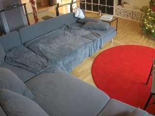 voyeurcam-julmodels-living-3 — Camsoda recorded stream image, 14.01.2026 15:30