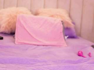 mssbombom — Camsoda recorded stream image, 27.01.2026 04:50
