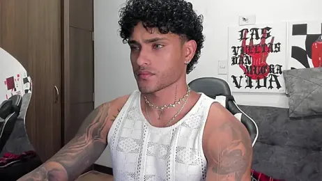 Alessandro_Vanni — Stripchat recorded stream image, 28.01.2026 03:30