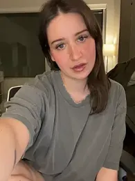 nerdynina — Stripchat recorded stream image, 01.02.2026 00:20