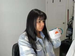 victoria-chicas — Camsoda recorded stream image, 01.02.2026 10:30