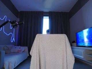 makotomai — Camsoda recorded stream image, 02.02.2026 03:30