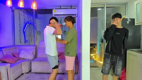 Houseofwarrios — Stripchat recorded stream screenshot (03 Feb 2026)