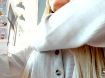 sassyt33n — Chaturbate recorded stream image, 03.02.2026 08:50