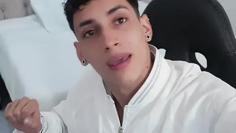JhoanLeandro — Stripchat recorded stream image, 04.02.2026 04:30