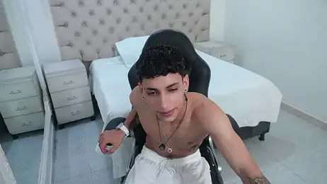 JhoanLeandro — Stripchat recorded stream image, 04.02.2026 04:30