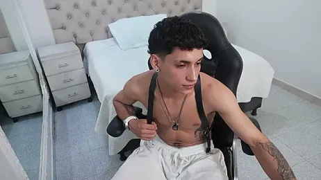 JhoanLeandro — Stripchat recorded stream image, 04.02.2026 04:30