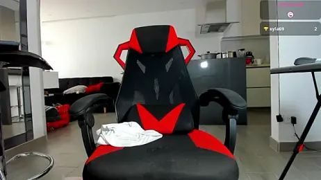 TROYWESLY- — Stripchat recorded stream image, 04.02.2026 15:40