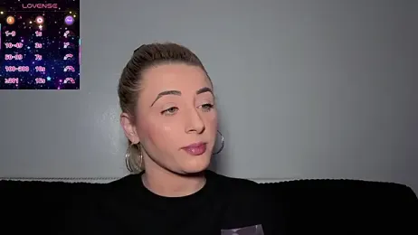 Strongqueen — Stripchat recorded stream screenshot (04 Feb 2026)