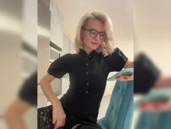 -Molly- — Bongacams recorded stream screenshot (04 Mar 2025)