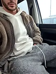 Zeefy — Stripchat recorded stream image, 05.02.2026 11:10