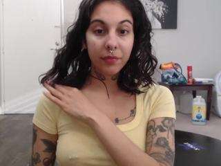 dahliaexotica — Camsoda recorded stream image, 05.02.2026 19:00